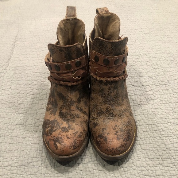 Circle G by Corral Harness & Studs Ankle Boots Womens Size 6.5 Brown Leather - Picture 3 of 11